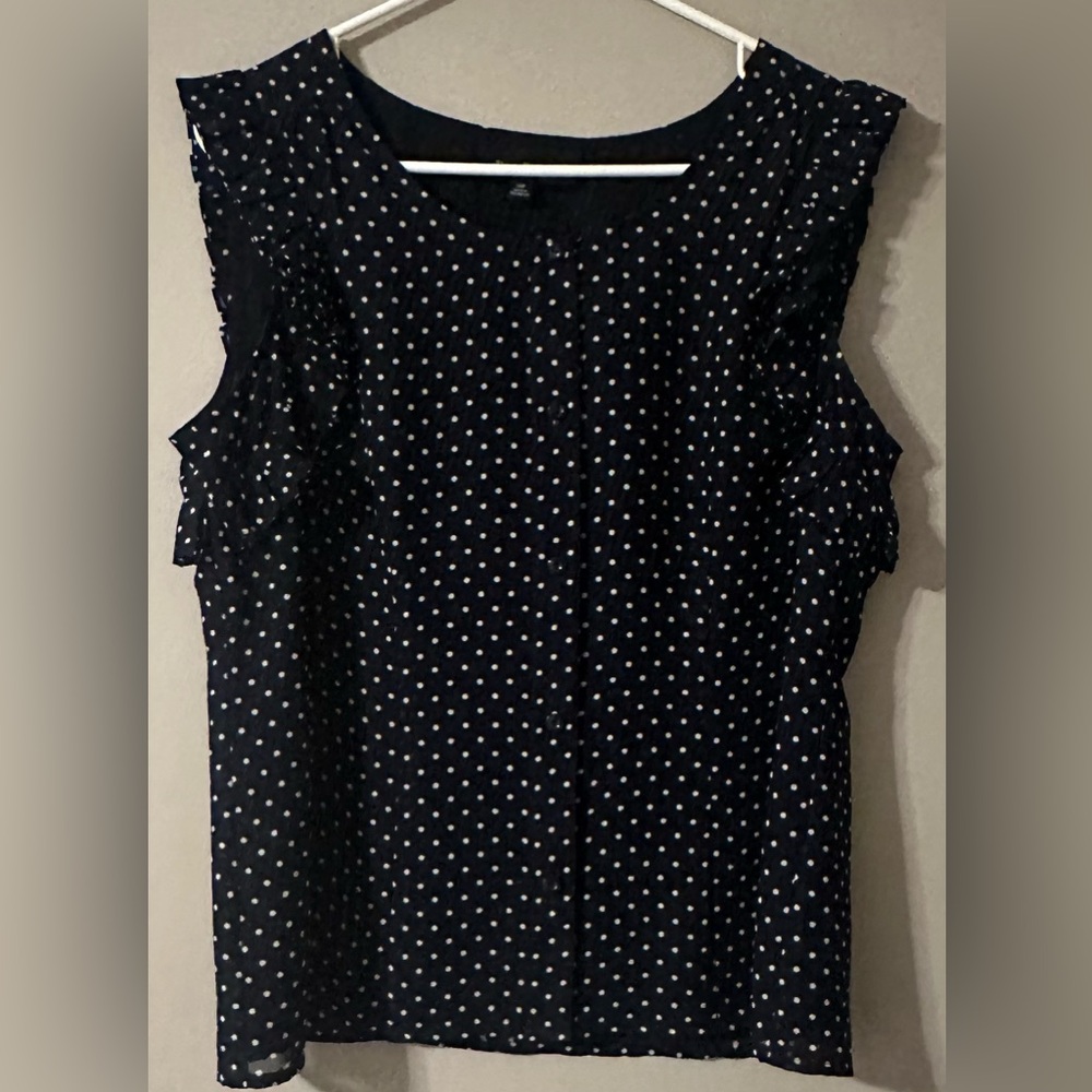 EVAN-PICONE size 14P, Black & White polka dotted, sleeveless top with ruffles.